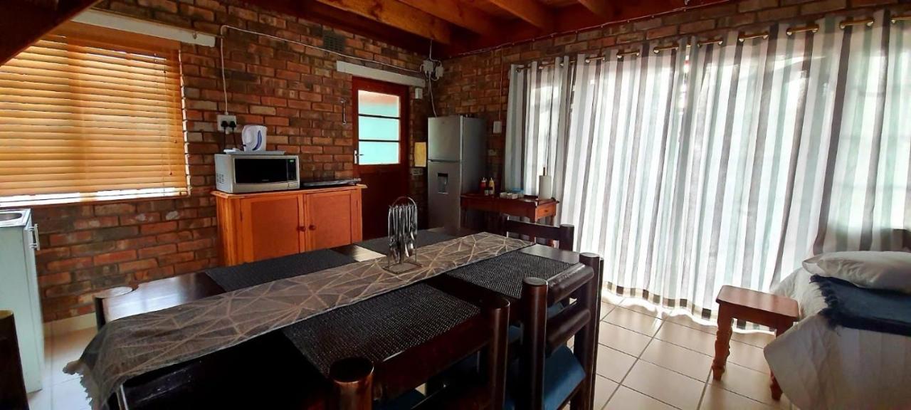 Cozy Cottage +/- 500M From The Beach Cape Town Exterior foto