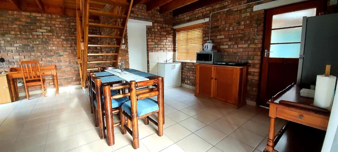 Cozy Cottage +/- 500M From The Beach Cape Town Exterior foto